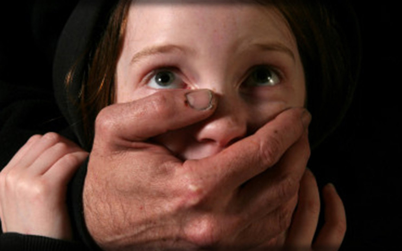 Κακοποιήσεις παιδιών: Τρομάζουν οι αριθμοί