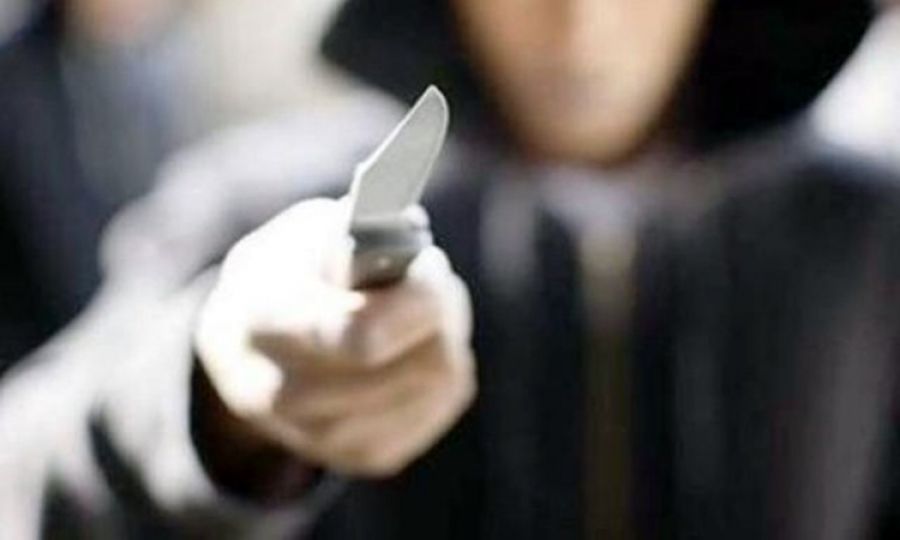 Ένοπλη ληστεία σε φαρμακείο της Λευκωσίας: Έβγαλε μαχαίρι και άρπαξε χρήματα από την ταμειακή – Χειροπέδες σε 37χρονο