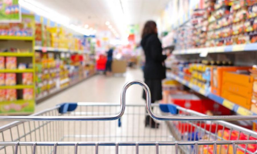 Υπουργός Εμπορίου: Επιτακτική ανάγκη η προστασία των καταναλωτών