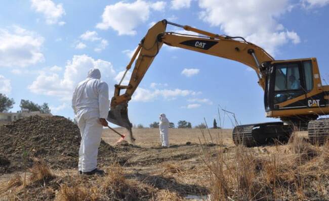«80 περίπου Ελληνοκύπριοι αποκεφαλίστηκαν και ρίχθηκαν σε πηγάδι»: Συγκλονιστική μαρτυρία για σφαγή που έγινε το 1963