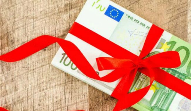 Πότε θα καταβληθούν οι μισθοί, οι συντάξεις και ο 13ος στο Δημόσιο