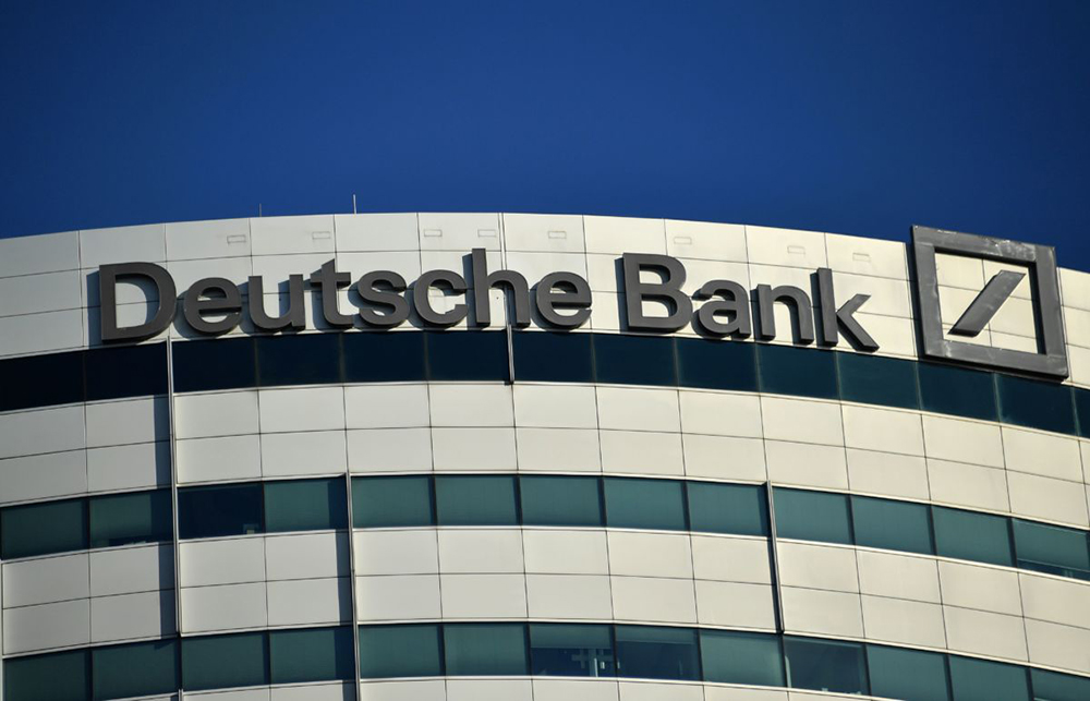 Έρευνα στη Deutsche Bank για ξέπλυμα μαύρου χρήματος