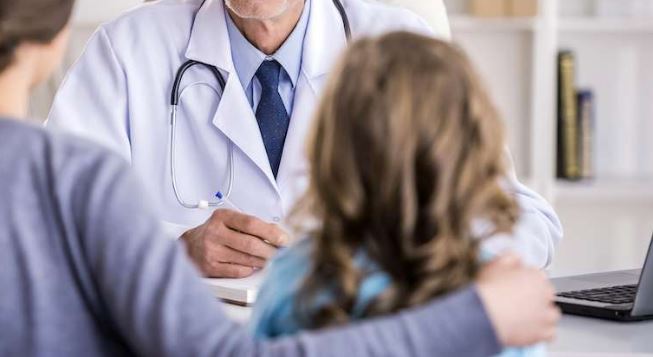 Μ. Κολιού: Τα τελευταία χρόνια η γρίπη μας εκπλήσσει – Τα παιδιά πρέπει να εμβολιάζονται από την ηλικία των έξι μηνών μέχρι και 5 ετών