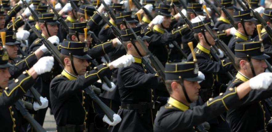 Στρατιωτικές Σχολές Ελλάδας: Παράταση στην ηλεκτρονική υποβολή αιτήσεων των υποψηφίων – Ποια η νέα ημερομηνία