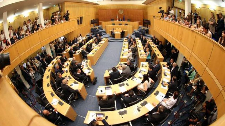 Γιατί θυμώνουν οι βουλευτές