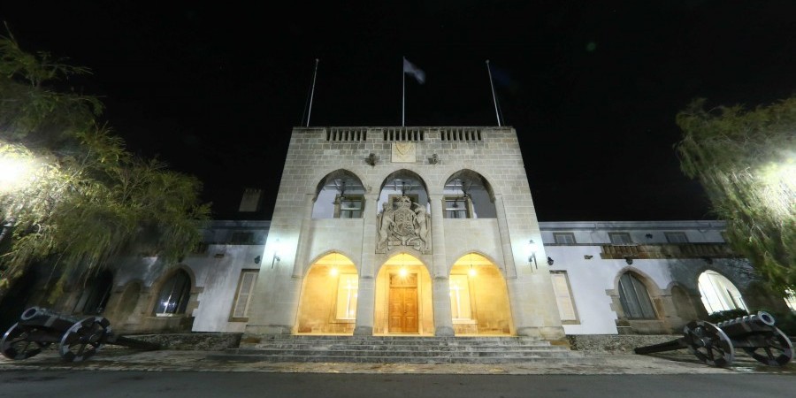 Παρούσα σε μια δύσκολη συγκυρία