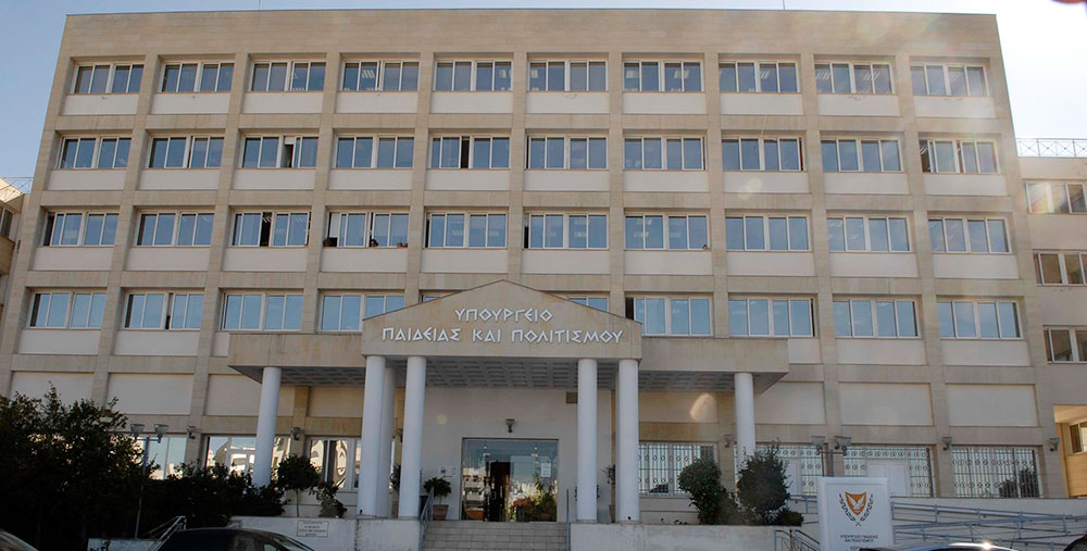 Θα πρέπει να… αλλάξουμε εποχή!