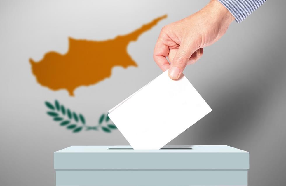 Στην τελευταία στροφή πριν τις εκλογές