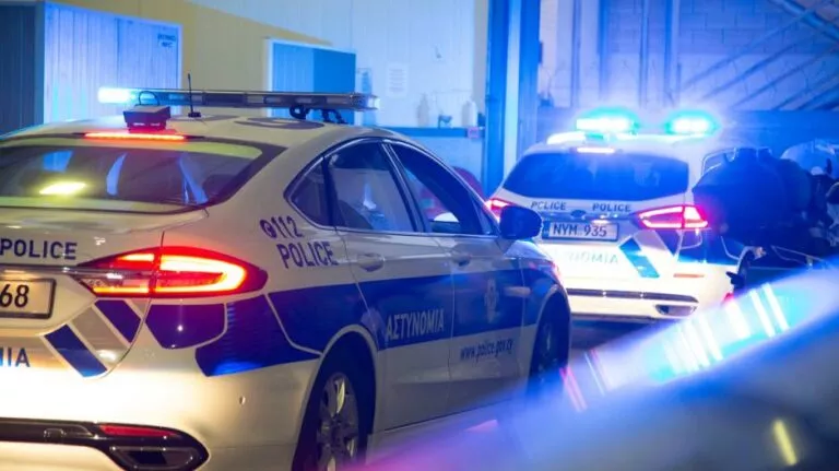 Χειροπέδες σε 36χρονο για απόπειρα φόνου στο εξωτερικό – Προσπάθησε να περάσει από οδόφραγμα Λήδρας στις ελεύθερες περιοχές