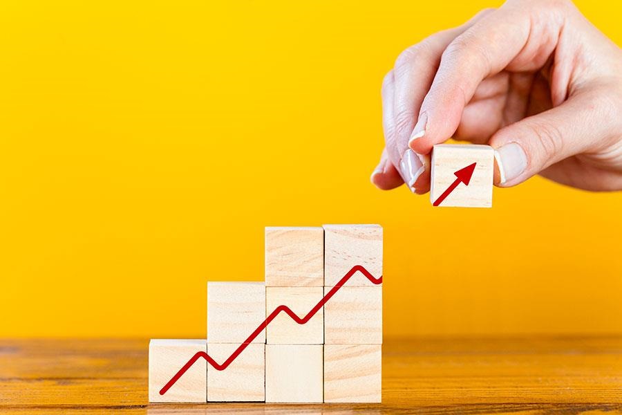 Άνοδος σε υπηρεσίες και μεταφορές το πρώτο τρίμηνο