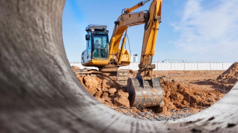 Δημόσιες συμβάσεις: Να σταματήσει «ο αγώνας δρόμου προς τα κάτω»