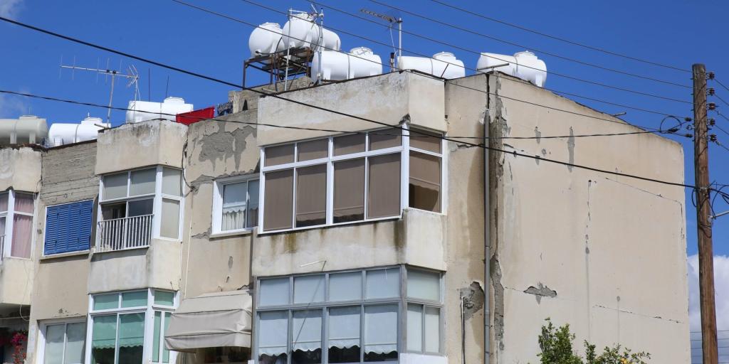 Εκκενώνονται ακόμα 5 πολυκατοικίες στη Λάρνακα: Έδωσαν 563 ακατάλληλα κτήρια στον ΕΟΑΛ και βρήκε σχεδόν 900