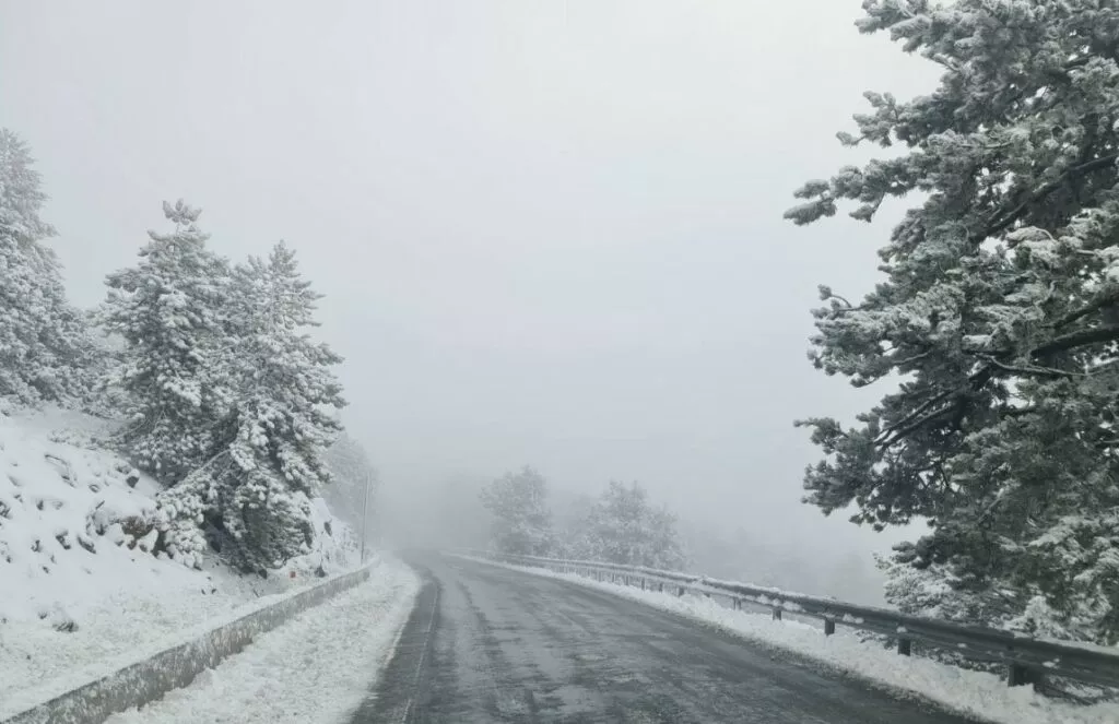 Τρόοδος: Αυτοί οι δρόμοι είναι επικίνδυνοι λόγω κατολισθήσεων, χιονιού και παγετού