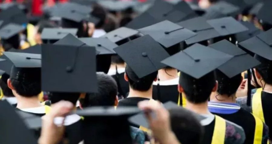 Ανατροπές στη φοιτητική μέριμνα- Σενάρια για νέο μοντέλο στήριξης