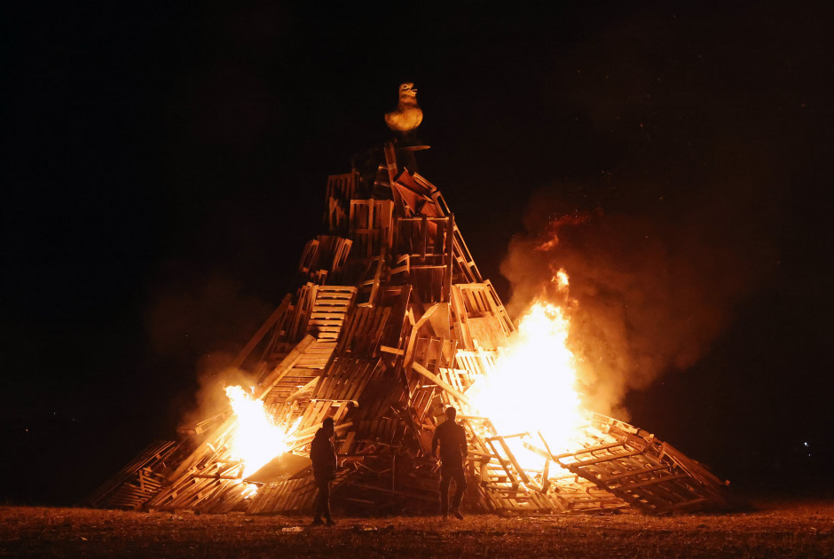 ΔΗΣΥ: Καταθέτει πρόταση νόμου για τις λαμπρατζιές μετά την καταψήφιση του κυβερνητικού νομοσχεδίου