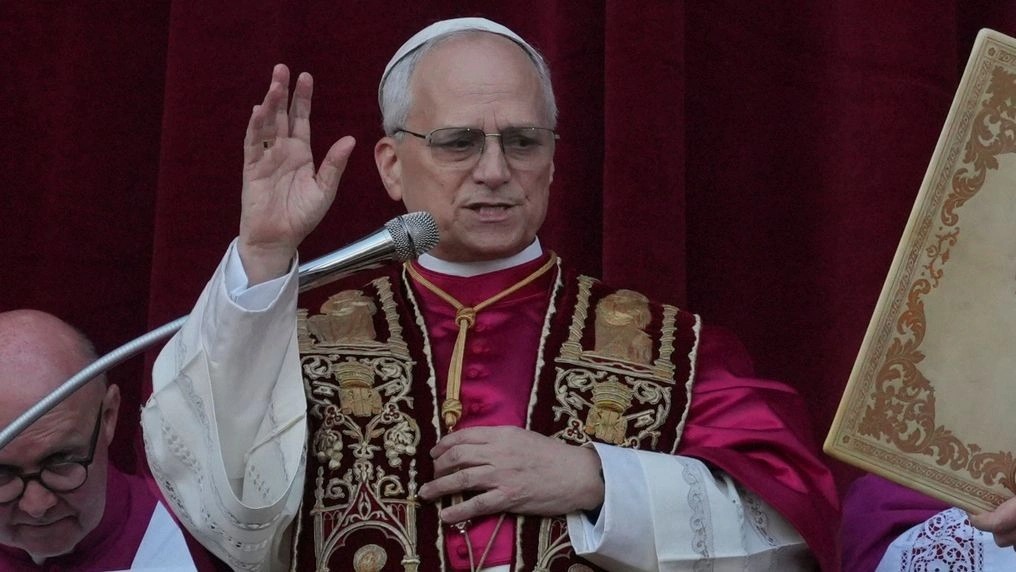 Ιστορική επίσκεψη του Πάπα στην Κωνσταντινούπολη – Θα επισκεφθεί το Τζαμί του Σουλταναχμέτ και θα συναντήσει τον Βαρθολομαίο