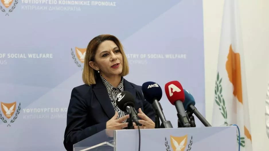 Στήριξη σε 444 οικογένειες στις πυρόπληκτες περιοχές – Ειδικό πρόγραμμα για κάλυψη έκτακτων αναγκών