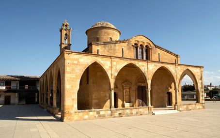 «Βήμα – βήμα» στην πολυφίλητη Μόρφου – Θύμησες και συγκινήσεις, μετά από 51 χρόνια σκληρής κατοχής