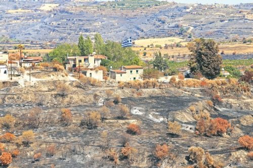 Ορεινή Λεμεσός: «Η φλόγα της αγάπης δυνατότερη από τη φωτιά» – Το κάλεσμα των κοινοταρχών στον κόσμο