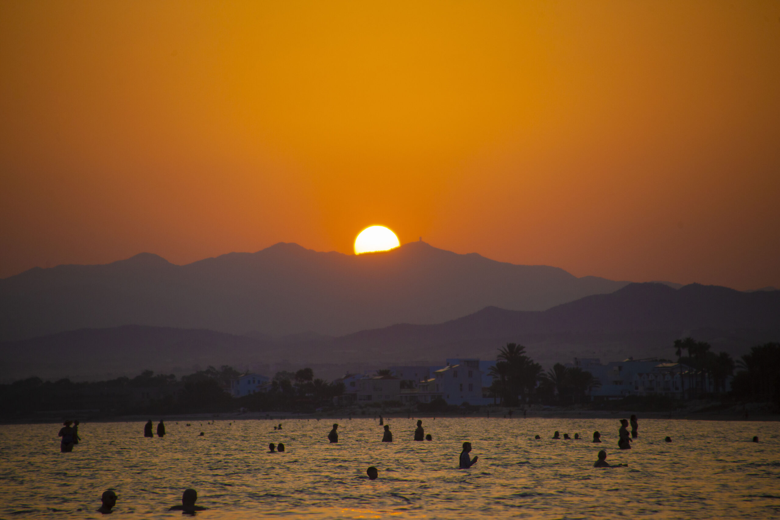 Τουρισμός: 4,1 εκατ. τουρίστες έως τον Οκτώβριο – Από που μας ήρθαν