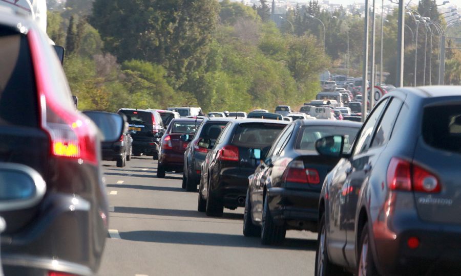 Θα μας επιδιορθώσει τα αυτοκίνητα ο Δήμος Στροβόλου;