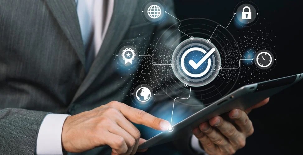 Η ψηφιακή τραπεζική «σκότωσε» τα φυσικά καταστήματα