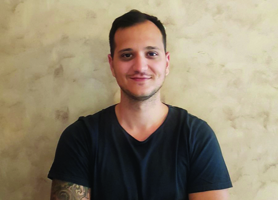 Δημήτρης Σίμος: Η εποχή μας όχι μόνο ευνοεί το νουάρ, αλλά το απαιτεί