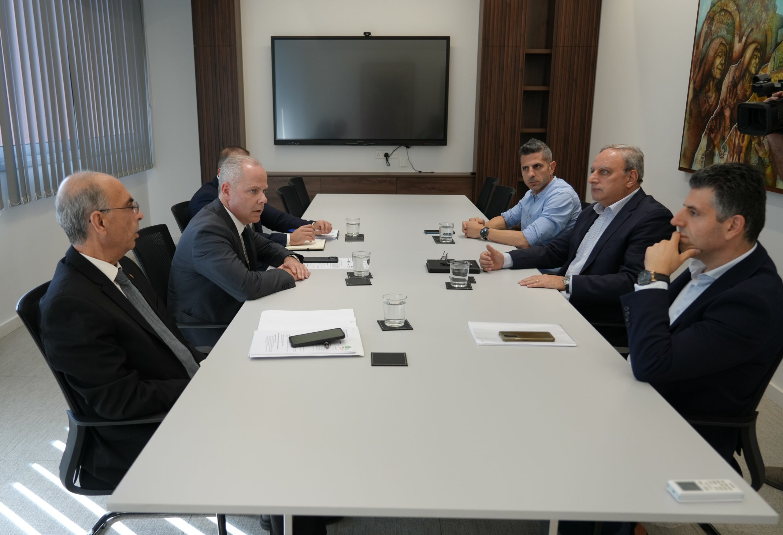 ΑΚΕΛ: Δεν είναι ολοκληρωμένη η φορολογική μεταρρύθμιση