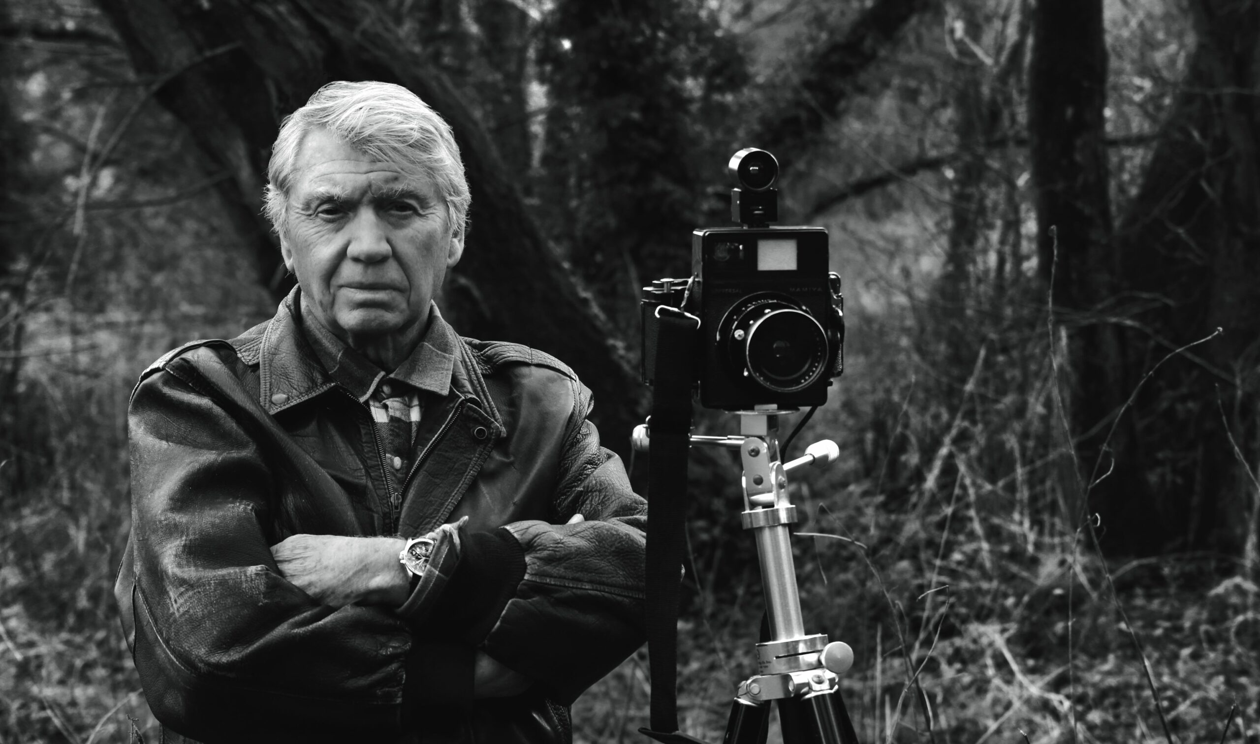 «Ακόμα κουβαλάω ενοχές» – Ο πολεμικός φωτογράφος Ντον ΜακΚάλιν μιλά για τα σπουδαιότερα «κλικ» του – Δύο τραβήχτηκαν στην Κύπρο (εικόνες)