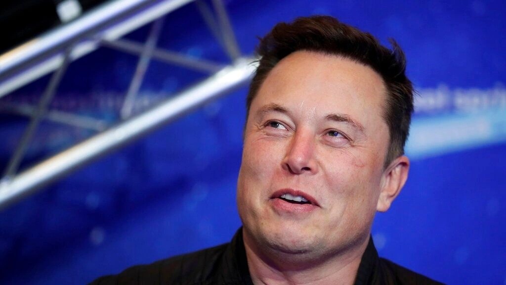 Ο Musk ετοιμάζεται να γίνει ο πρώτος άνθρωπος στον κόσμο με περιουσία άνω των $800 δισ.