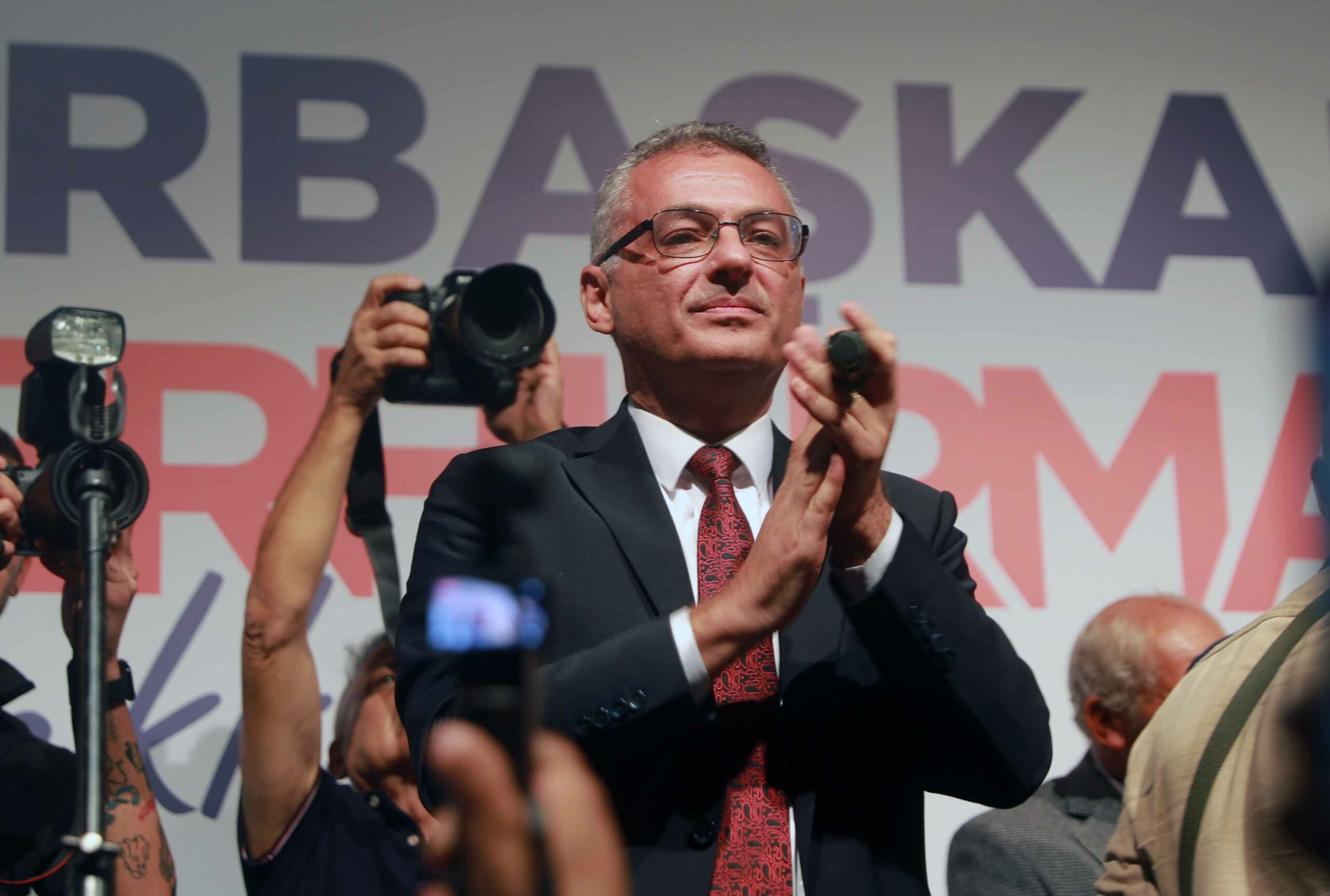 Η μπάλα στα πόδια του Έρχιουρμαν