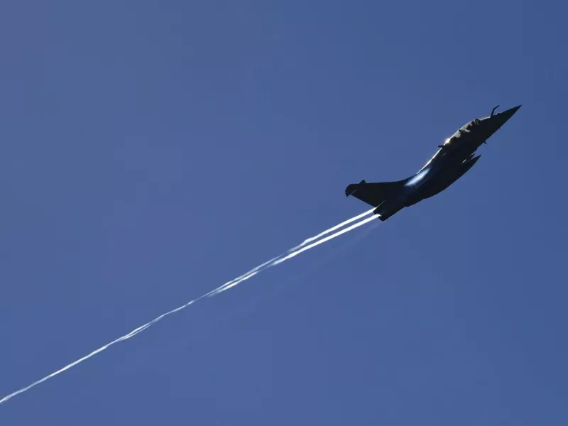 Γαλλία: Στέλνει στην Ουκρανία πυραύλους Aster και μαχητικά Mirage – Στο τραπέζι οι Tomahawk από ΗΠΑ