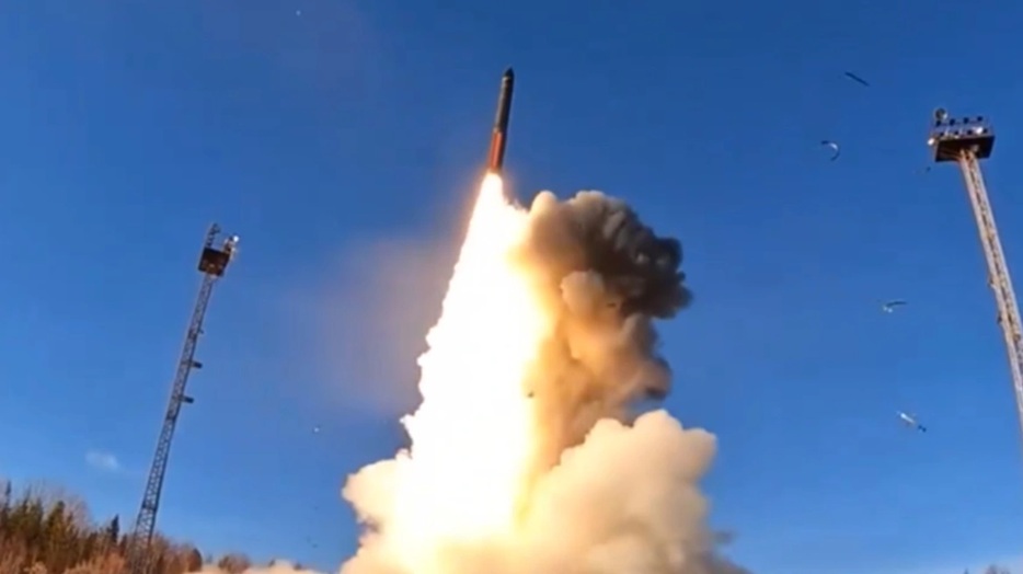 Ιράν: Καταδικάζει την εντολή του Τραμπ για δοκιμές πυρηνικών όπλων – «Ο ίδιος νταής»