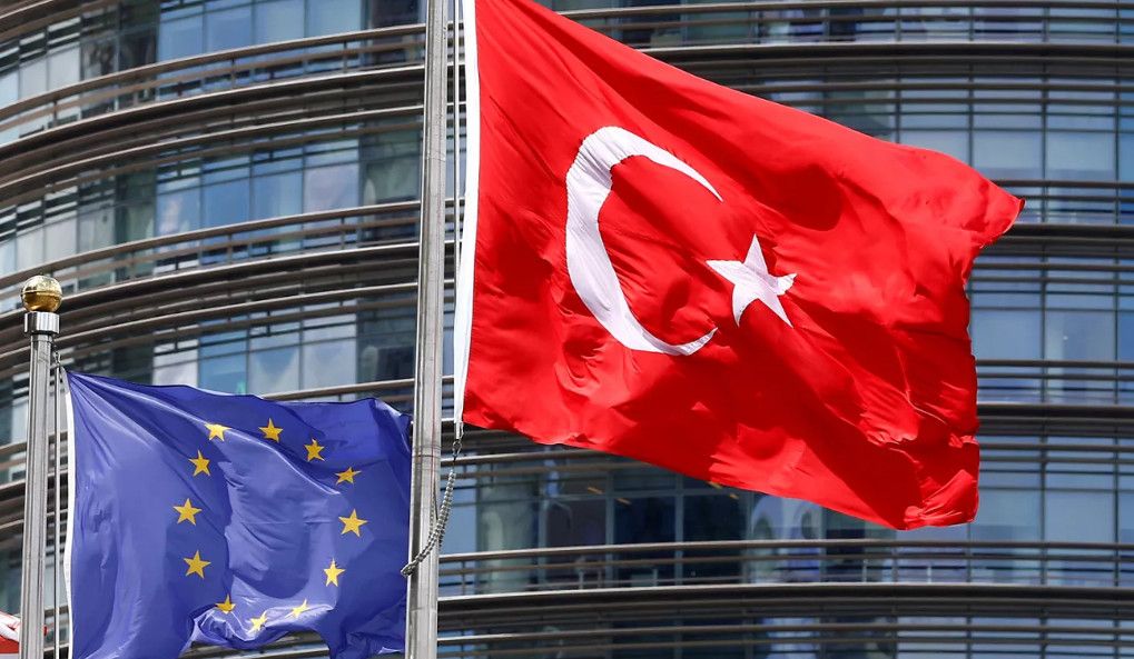 Πίεση προς Κομισιόν για υπαγωγή Τουρκίας στο SAFE – «Εξετάζουμε τα αιτήματα, αλλά δεν έχει ληφθεί καμία απόφαση»