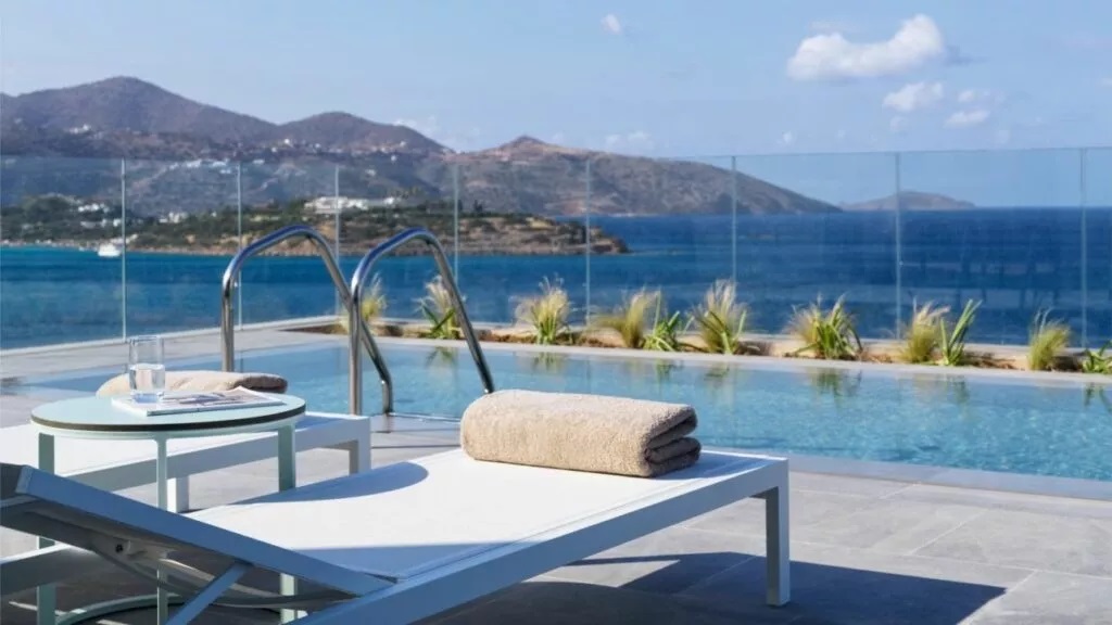 Ξενοδόχοι κάνουν πράξη την επέκταση της τουριστικής σεζόν