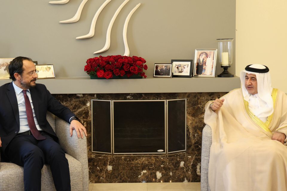 ΠτΔ-Πρέσβης ΗΑΕ: Συζήτησαν για τις εξελίξεις στην περιοχή