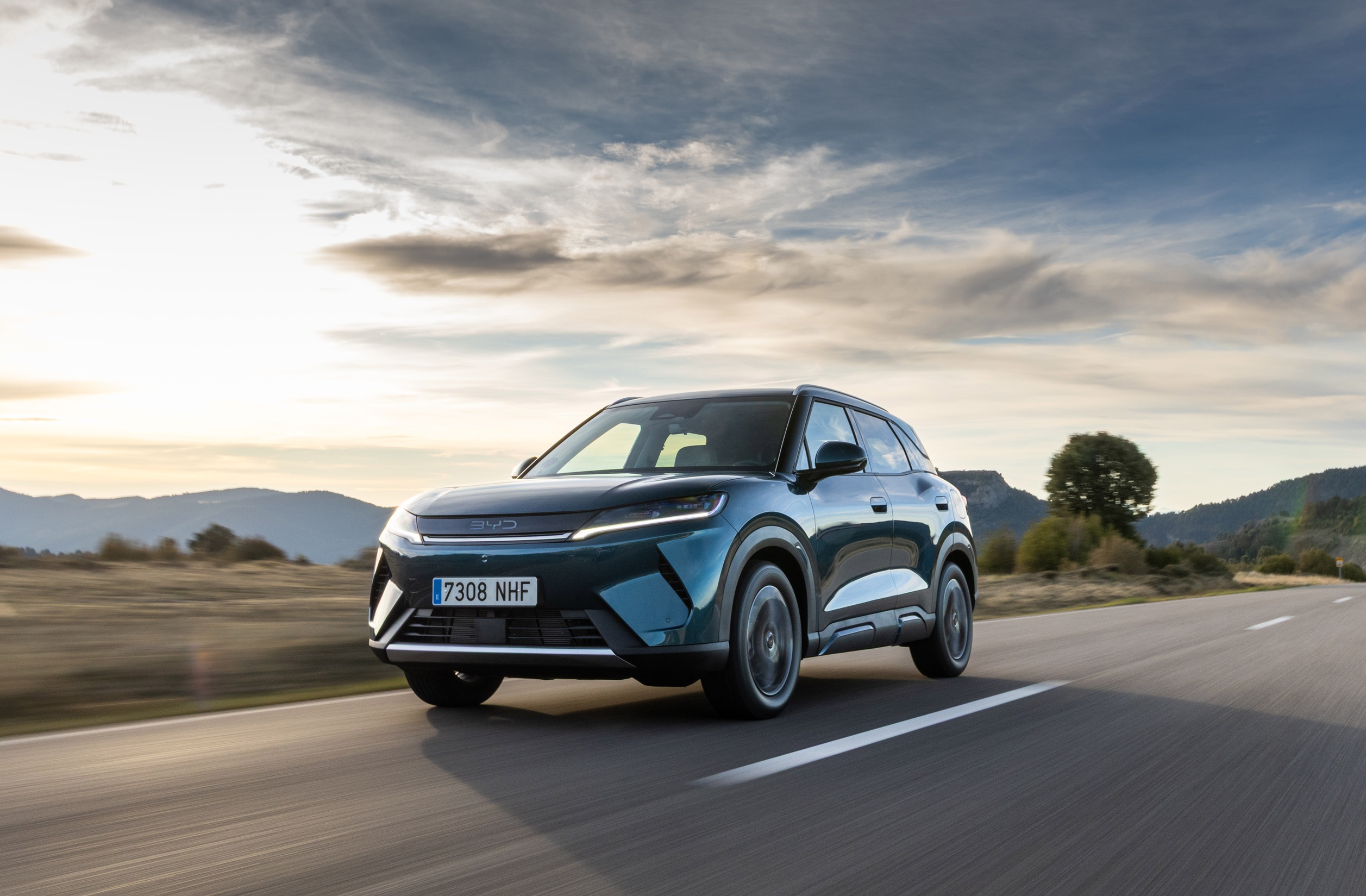 «Δεν είναι απλά ένα αυτοκίνητο, είναι ένα BYD»: Το Super Hybrid ATTO 2 DM-i έρχεται να επαναπροσδιορίσει την κατηγορία των compact SUV