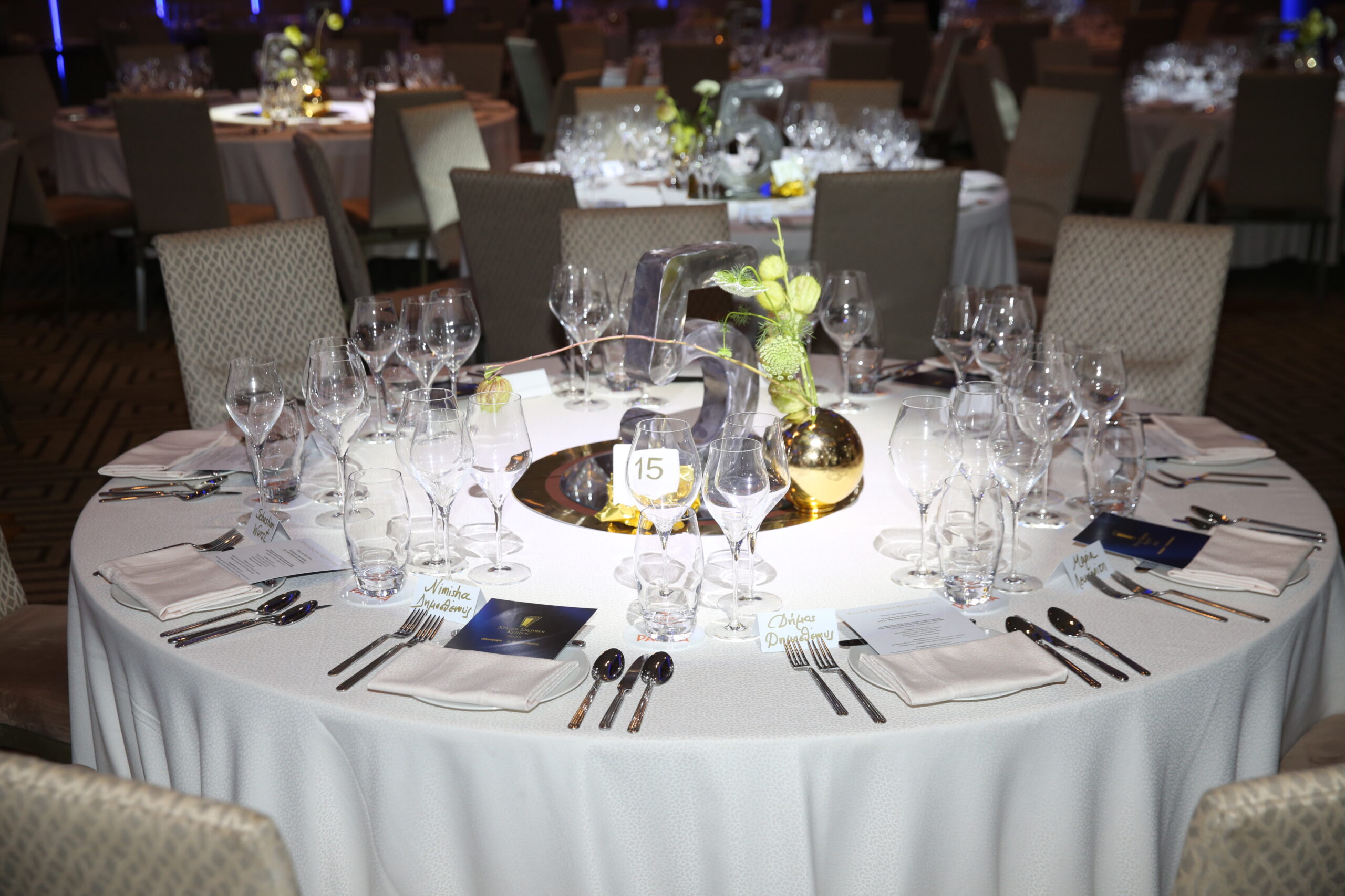 Ένα γαστρονομικό ταξίδι έξι δεκαετιών στους «Χρυσούς Σκούφους Κύπρου 2025»