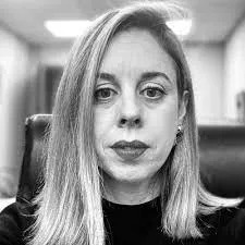 Η προστασία από τη βία δεν είναι θέμα βιολογίας αλλά δικαιωμάτων