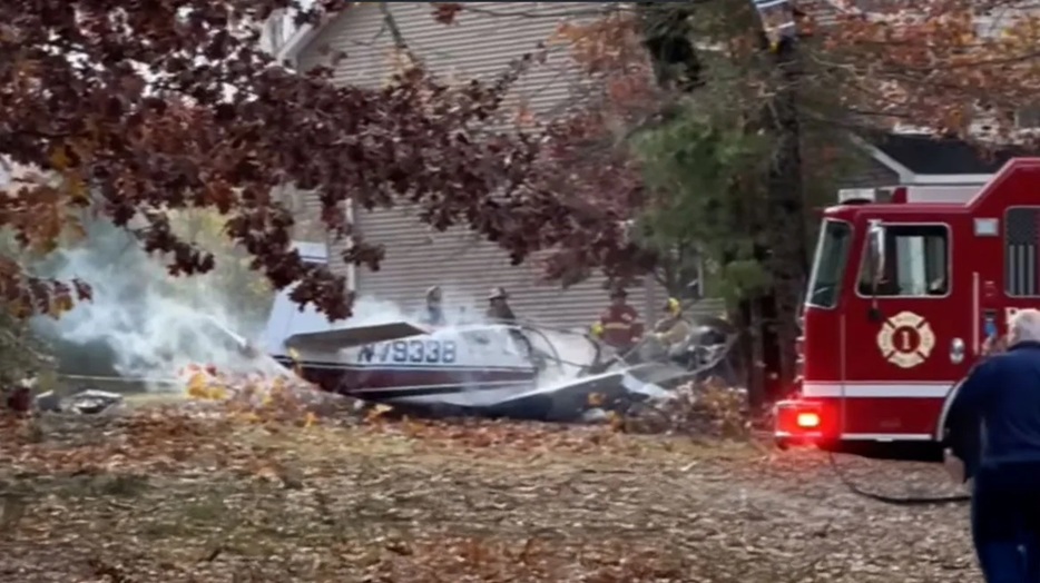 Νέα Υόρκη: Συντριβή μικρού αεροσκάφους – Νεκρός ο πιλότος, ένας σοβαρά τραυματίας