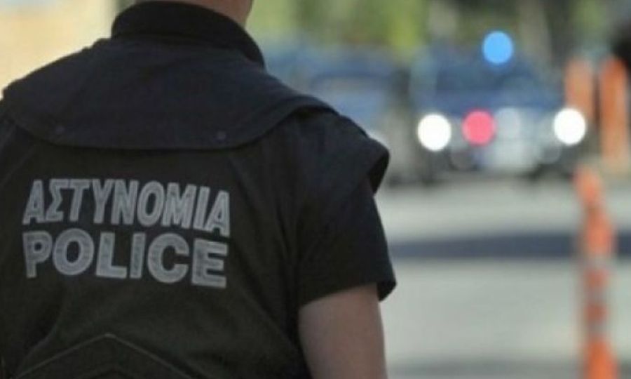 Εκπυρσοκρότησε υπηρεσιακό όπλο και τραυμάτισε αστυνομικό στο Παραλίμνι – Μεταφέρθηκε στο Νοσοκομείο