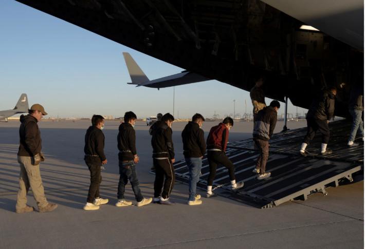 Απέλαση ως μέρος ποινής αλλοδαπού – Τορναρίτης: «Αν παρανομήσετε δεν θα ξαναδείτε αυτόν τον τόπο»