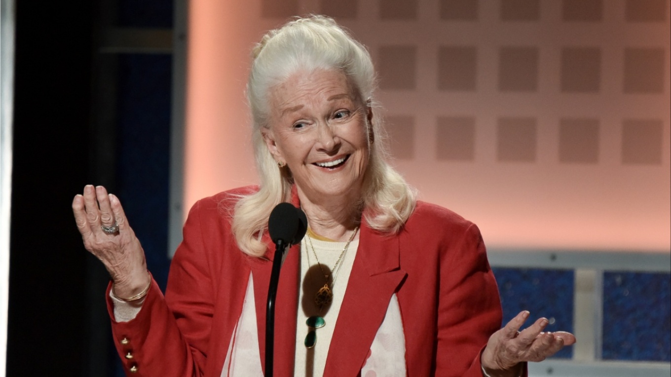 Ντάιαν Λαντ: Πέθανε σε ηλικία 89 ετών η ηθοποιός και μητέρα της Λόρα Ντερν