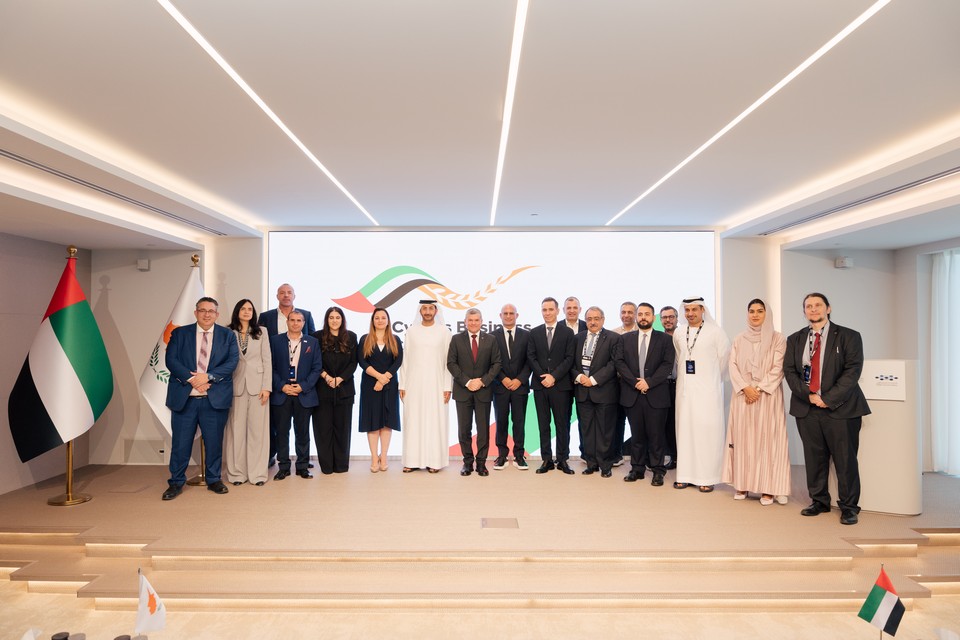 Παπαναστασίου: Νέο κεφάλαιο συνεργασίας με τα ΗΑΕ