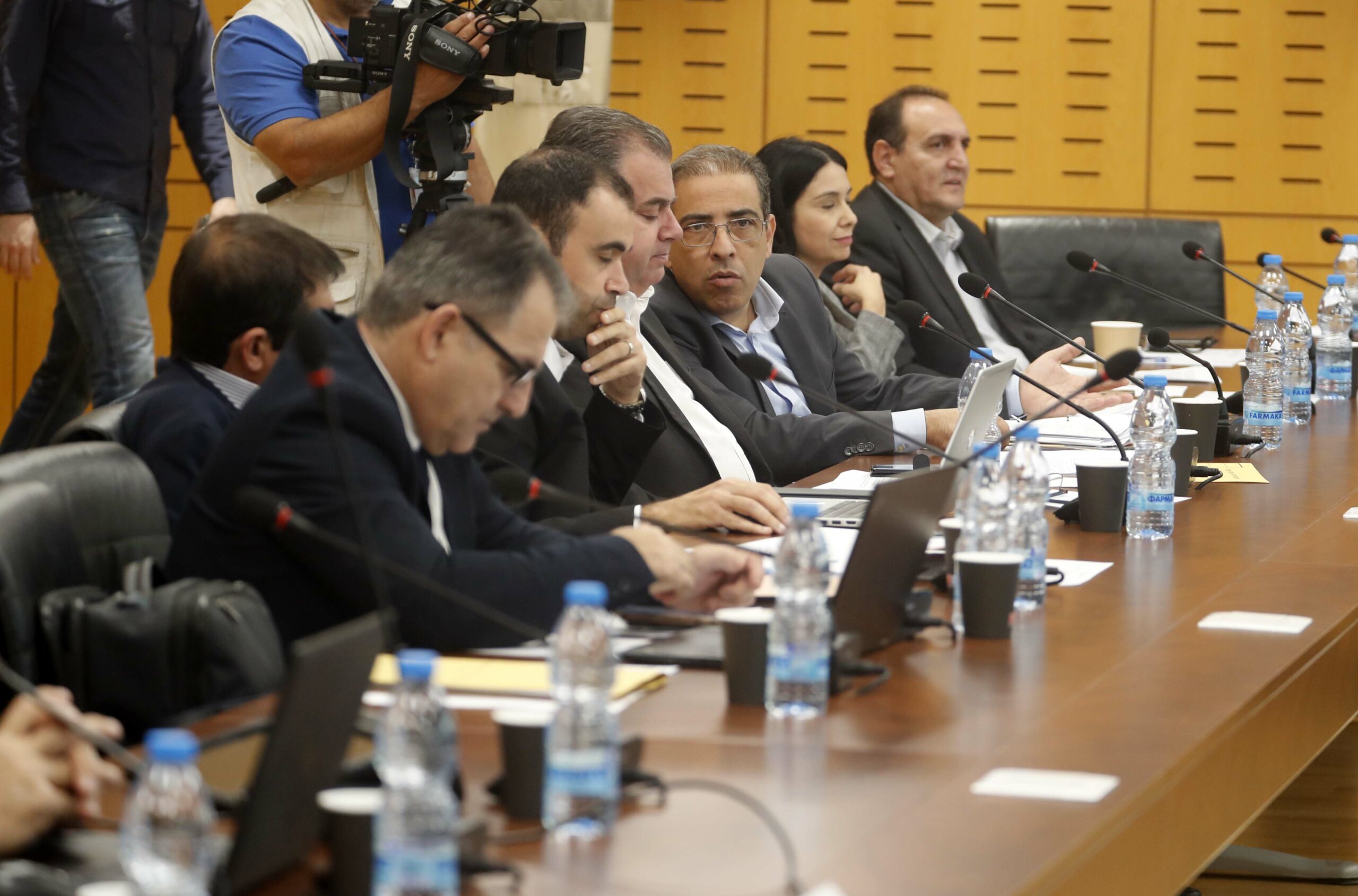 Τα είπαν, τα ακούσαμε, ώρα να συζητήσετε και να πάρετε αποφάσεις