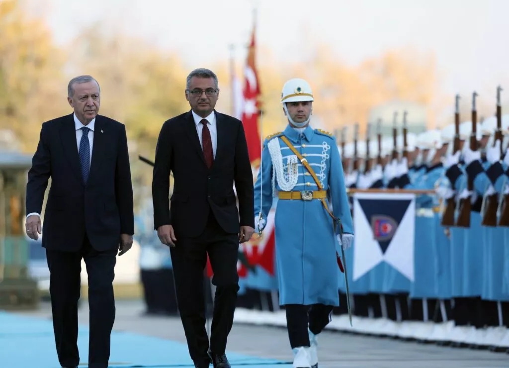 «Πρώτη συνάντηση: Μέτρια ατμόσφαιρα» – Πώς είδε το τετ α τετ Ερντογάν με Έρχιουρμαν ο τουρκοκυπριακός Τύπος