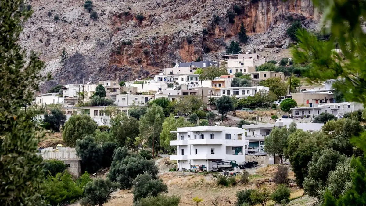 Ένα σπίτι προκάλεσε χαμό στα Βορίζια – Η ιστορία που οδήγησε στο μακελειό που συζητά όλη η Ελλάδα