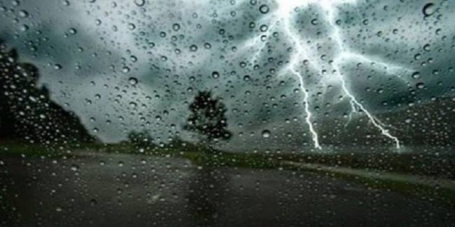 Καταρρακτώδεις βροχές στην Πάφο – Δεκάδες περιοχές έμειναν χωρίς ρεύμα