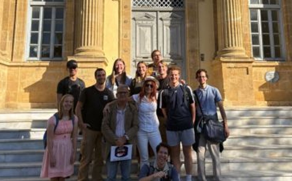 Καναδοί φοιτητές μαθαίνουν Αρχαία Ελληνικά – Επισκέφθηκαν την Πράσινη Γραμμή