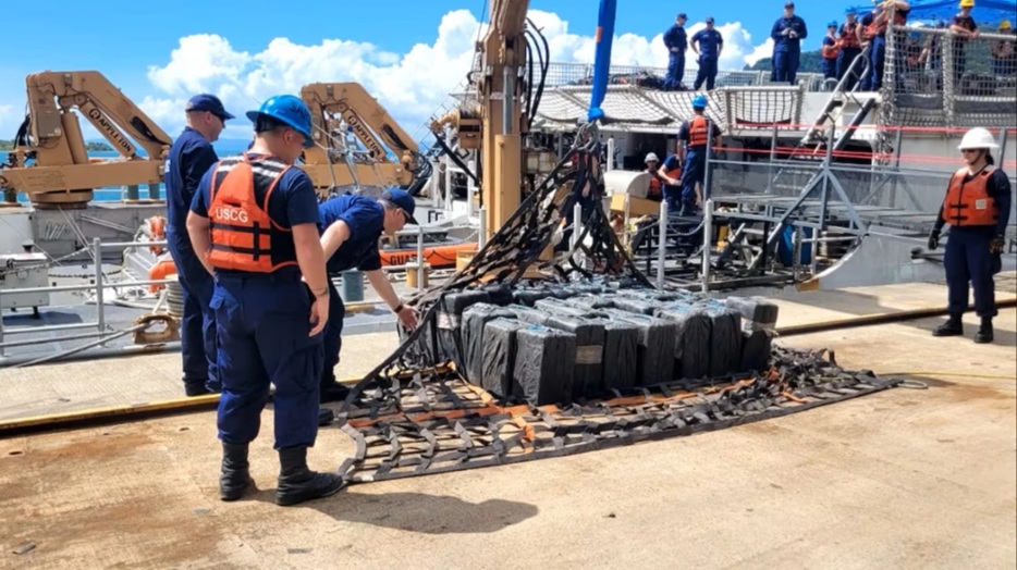 Η Κόστα Ρίκα και οι ΗΠΑ κατάσχεσαν 4 τόνους κοκαΐνης στον Ειρηνικό